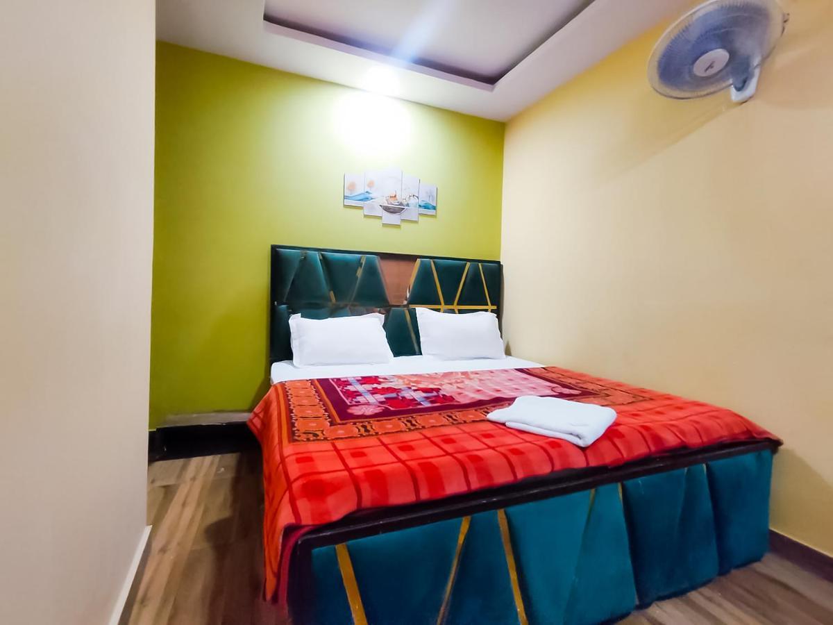 Roomshala 122 Hotel Park View - Near Adarsh Nagar New Delhi Eksteriør billede